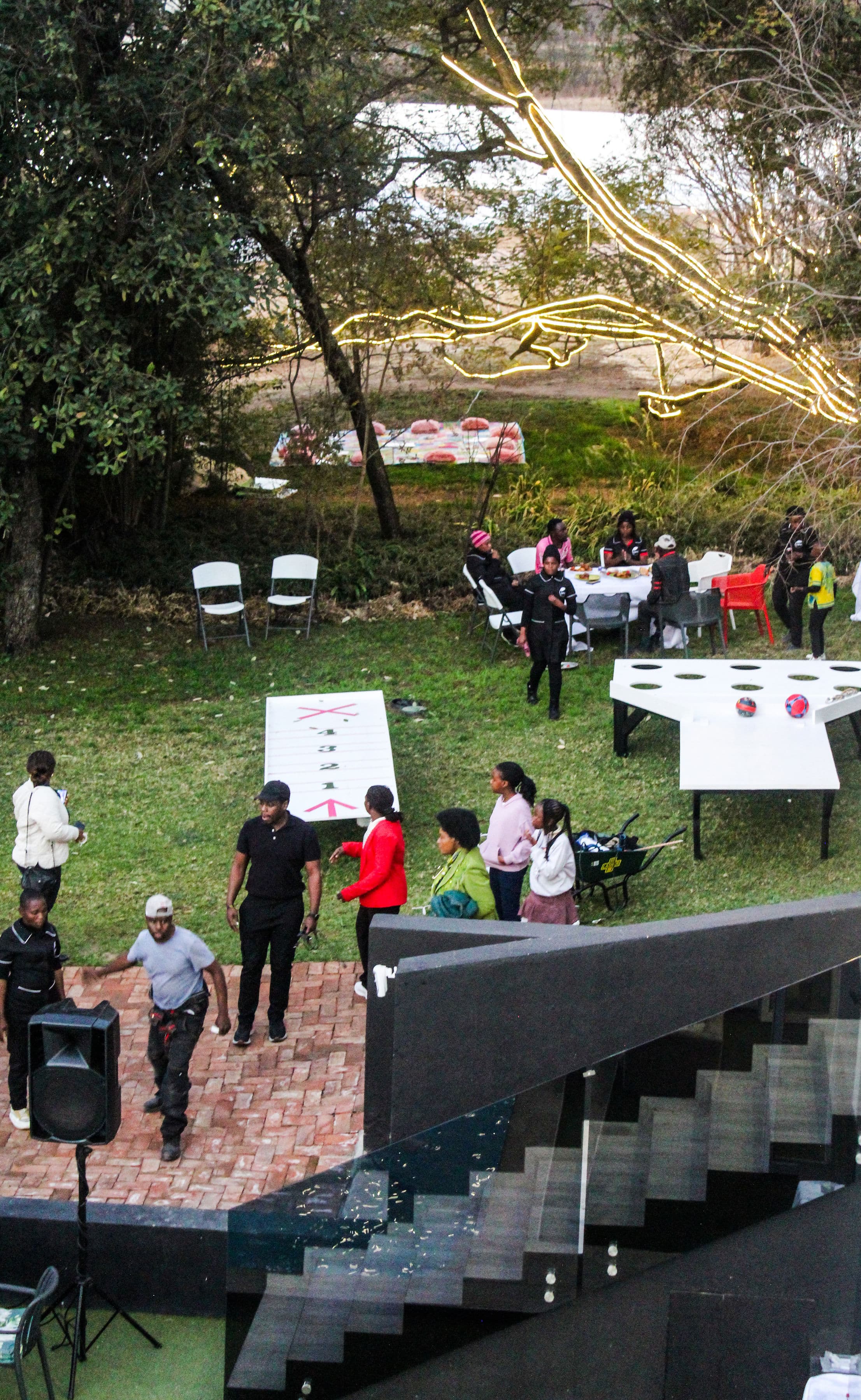 Outdoor Team Building