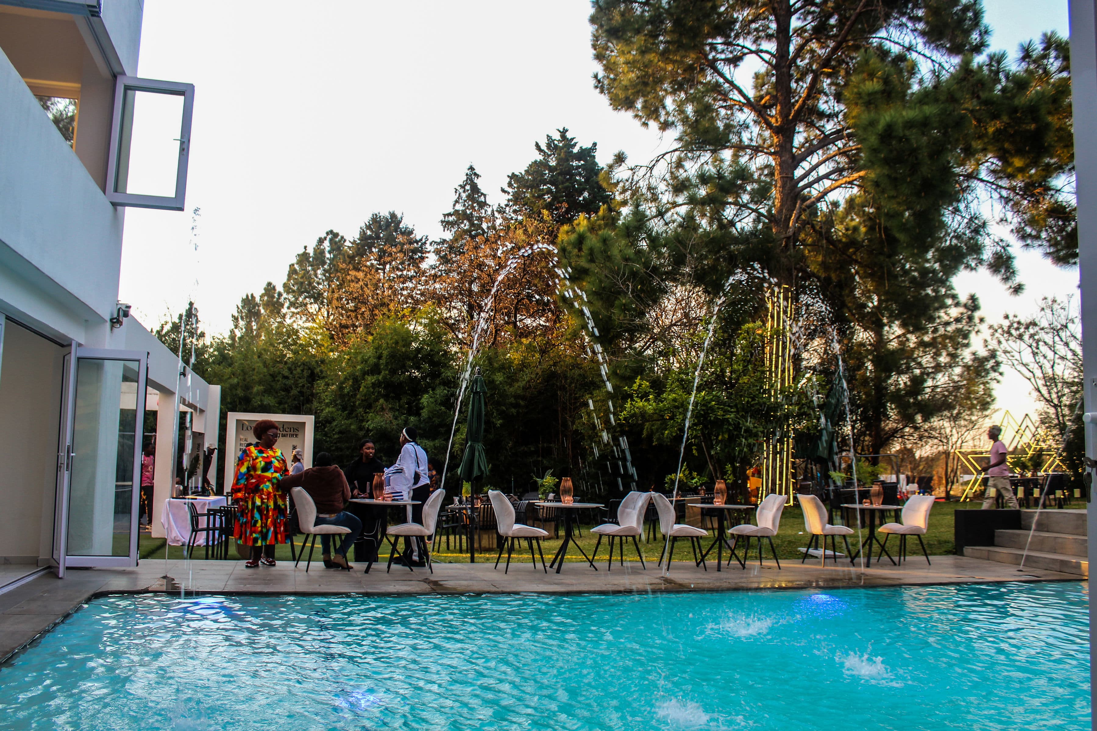 Premium garden and event setting