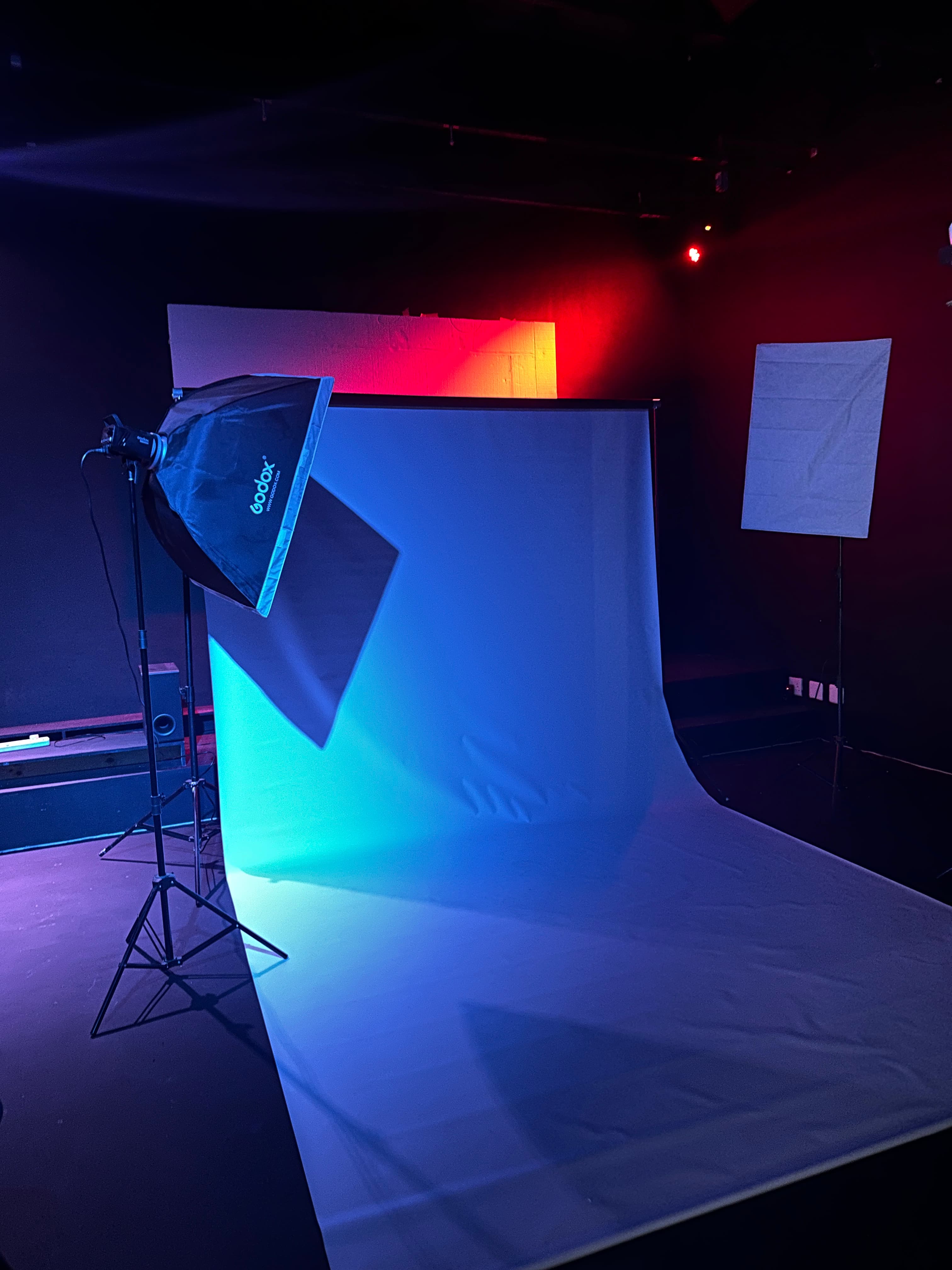 Visual & Audio Studio